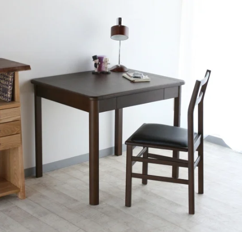 普段は2人、時々4人で使いたい｜ダイニングテーブル選びのよくある失敗