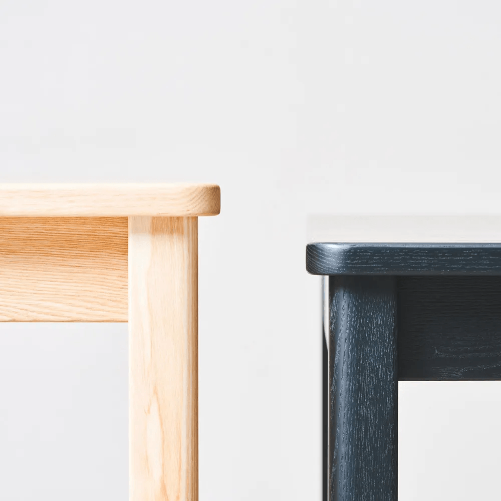 家具・木工メーカー「WOW」のコンパクトなダイニングテーブル